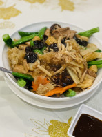 Yuè Wéi Xiān Good Luck Kitchen food