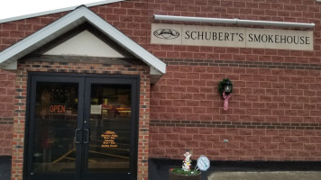 Schubert's Smokehouse outside