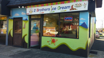 2 Brothers Peruvian Flavors food