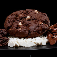 Crumbl Cookies food