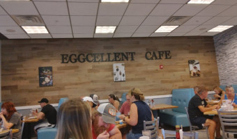 Eggcellent Cafe food