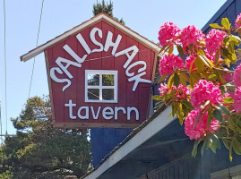 Salishack Tavern inside