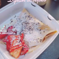 Dylan's Crepes food