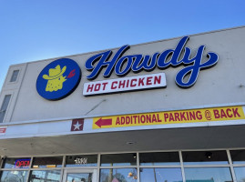 Howdy Hot Chicken food