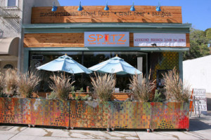 Spitz Studio City Restaurant Bar Mediterranean Food outside