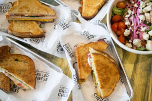 The American Grilled Cheese Kitchen food