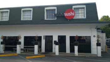 Soho Sushi outside