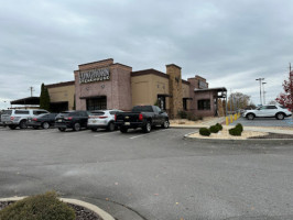 Longhorn Steakhouse food