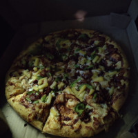 Domino's Pizza food