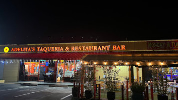 Adelita's Taquería, Restaurant Bar outside