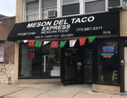 Meson Del Taco Express food