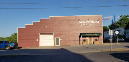 Aquarium Lounge outside