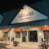 Carbone's Kitchen outside