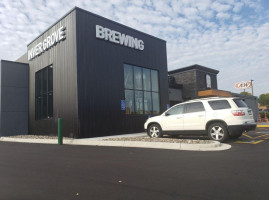 Inver Grove Brewing Co outside