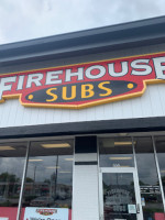 Firehouse Subs Speedway Crossing outside