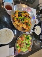 S. H. Spicy Garden Shǔ Xiāng Yuán food