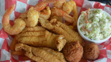 Ms. Scealy's Seafood Shack food