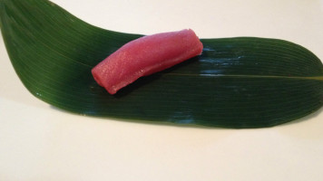Sushi Tsujimoto food