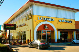 La Tapatia Mexican outside