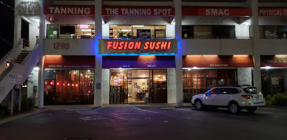 Fusion Sushi outside