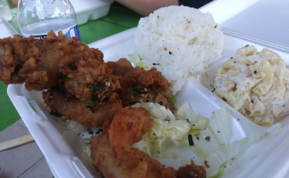 Kaleis Lunchbox Kahului food