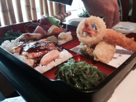 Kazu's Sushi inside