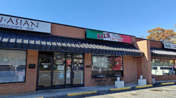 Sal's Pizza Factory outside