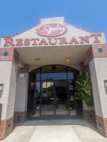 Ryderz Restaurant & Lounge outside
