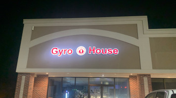 Gyro House food