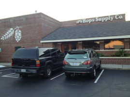 Hops Supply Co. outside