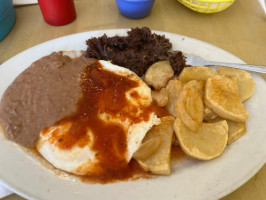 La Cocina De Mi Tierra food