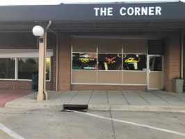 The Corner Lounge food