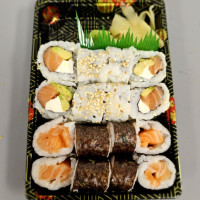 3ninja Hibachi Sushi Express food