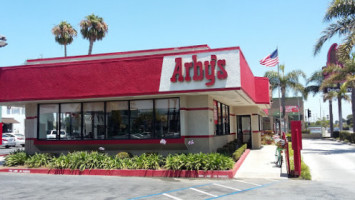 Arby's outside