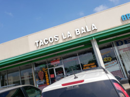 Tacos La Bala outside