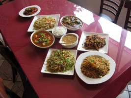 Tandoori Chef food