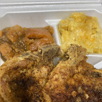 Wild Wild West Soulfood Express food