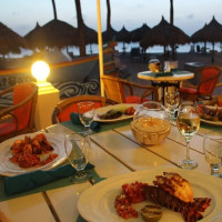 Gilligan’s Seafood Shack at Hilton Aruba food