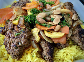 Queen Sweets And Mediterranean Grill food