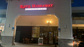 Ray's Hideaway Restaurant Bar food
