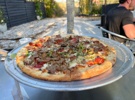 Pioneers Pizza Punta Gorda food