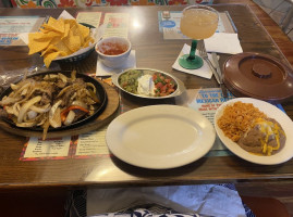 Azteca Ii Mexican And Lounge food