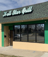 Hall Star Grill outside