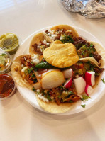 Tacos La Victoria food