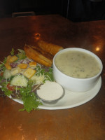 Mcmenamins Oak Hills Brewpub food