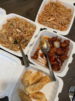 Chinese Taste Sān Wèi Jū inside