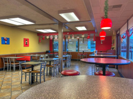 Carl's Jr. inside