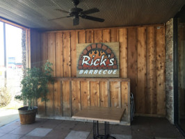 Rick's Barbecue inside
