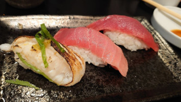Sushi Kizuna food