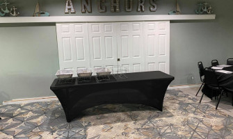 Anchor's And Grille inside